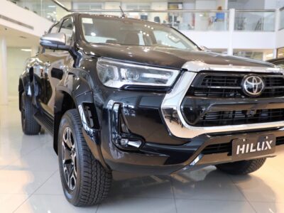 Toyota Hilux Srx 2025 4x4 Automatica 0km a patentar fisica